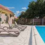 Prázdninový dům Rural Olive Krka By Interhome *