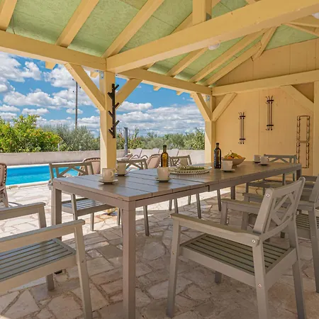 Ferienhaus Rural Olive Krka By Interhome Oklaj