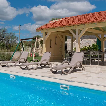 Ferienhaus Rural Olive Krka By Interhome