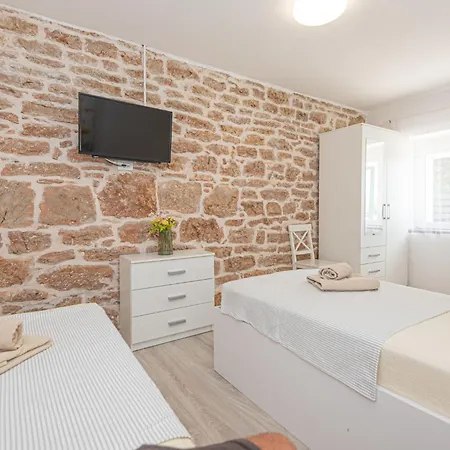 Rural Olive Krka By Interhome Vakantiehuis *