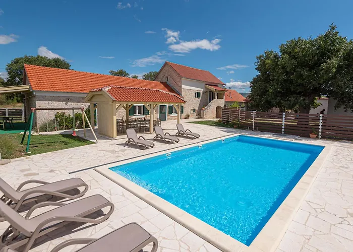 Rural Olive Krka By Interhome Vakantiehuis *