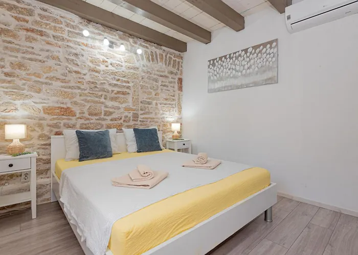 Rural Olive Krka By Interhome Vakantiehuis Oklaj